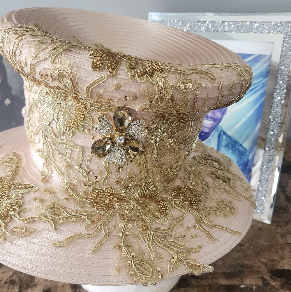MATCHING HAT to Gold Suit